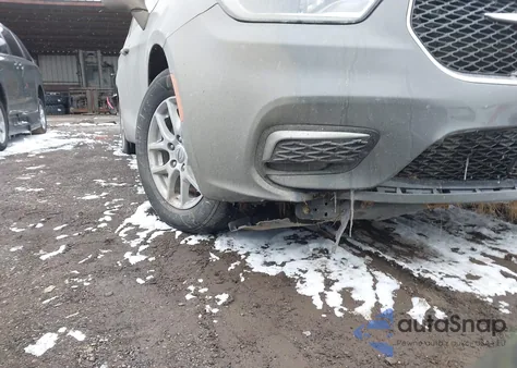 2023 Chrysler Pacifica Touring L z USA, uszkodzony, nr VIN 2C4RC1BG9PR549324